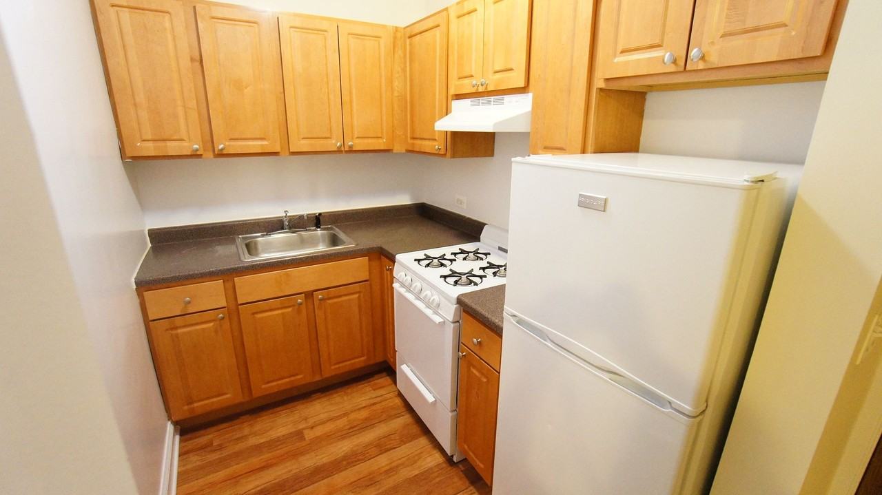 1742 Humboldt LLC - Photo 6 of 24