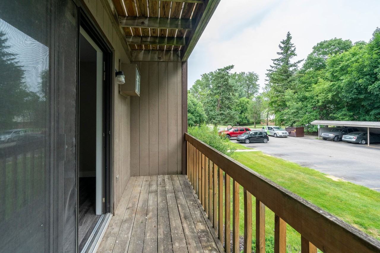 Pinery Woods Apartments - Photo 4 of 28