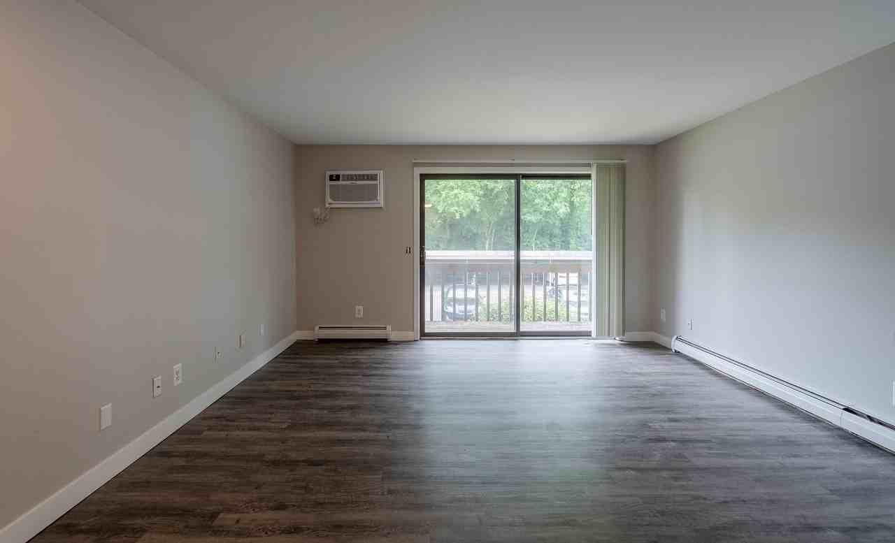 Pinery Woods Apartments - Photo 5 of 28