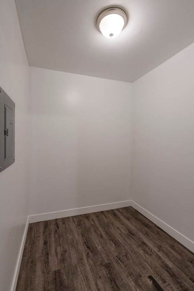 Pinery Woods Apartments - Photo 6 of 28