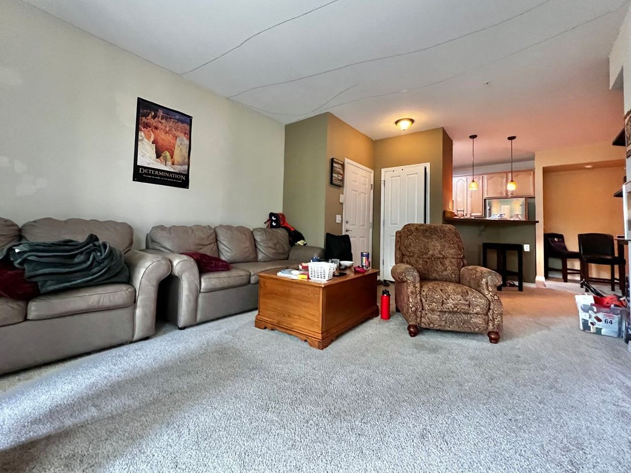 2133 Krisron Rd - Photo 3 of 15
