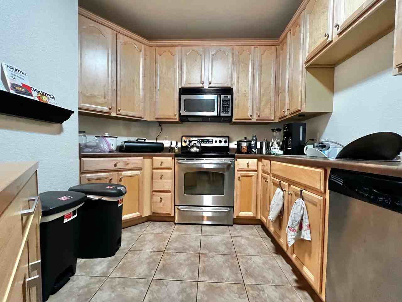 2133 Krisron Rd - Photo 4 of 15