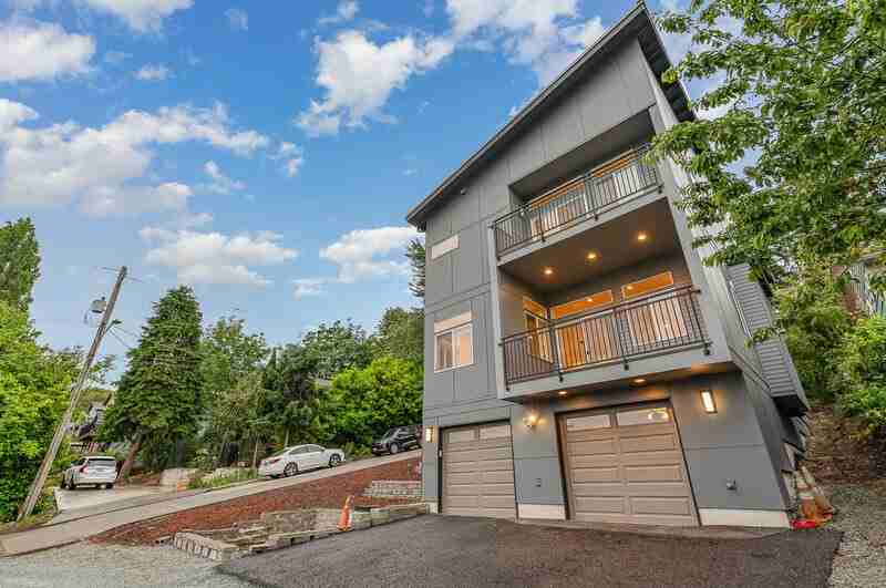 5426 31st Ave S - Photo 3 of 29