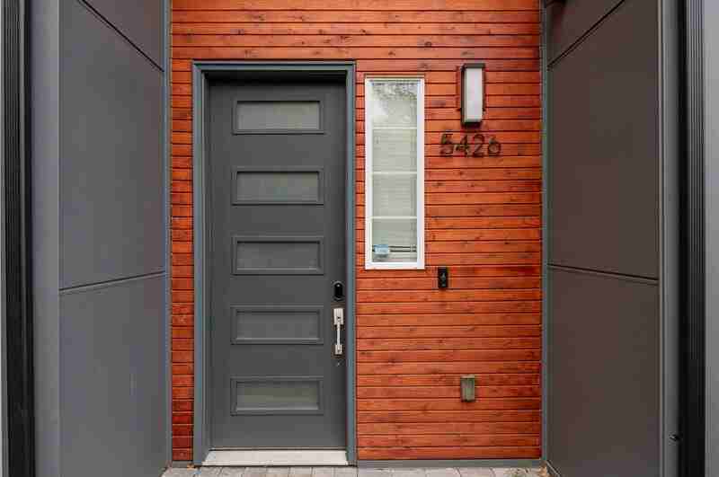 5426 31st Ave S - Photo 4 of 29