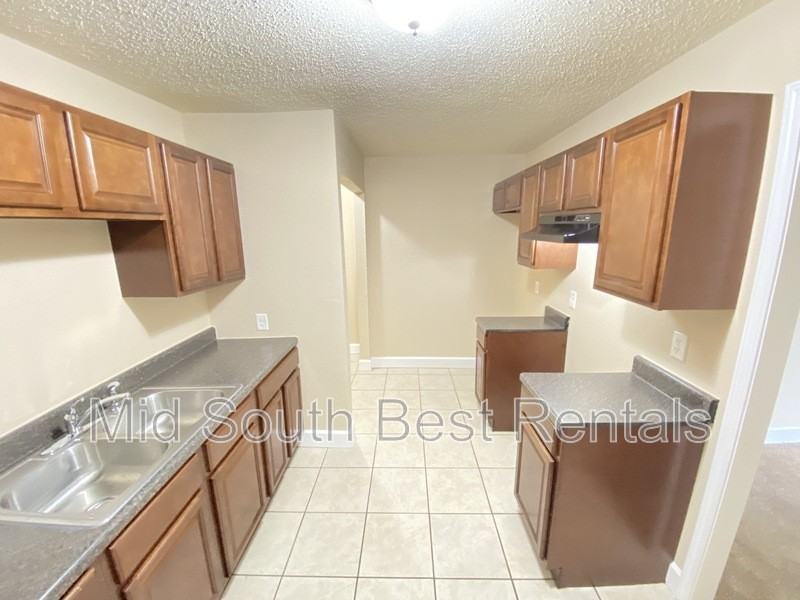 1853 Wynton St - Photo 3 of 8