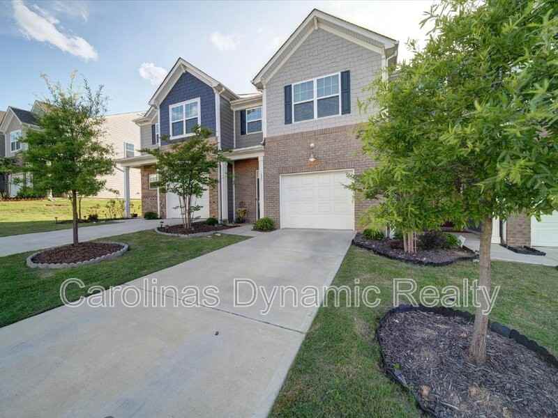 1827 Grove Park Ln - Photo 3 of 42