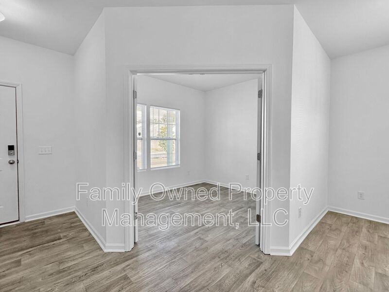 105 Whimbrel Dr - Photo 7 of 46