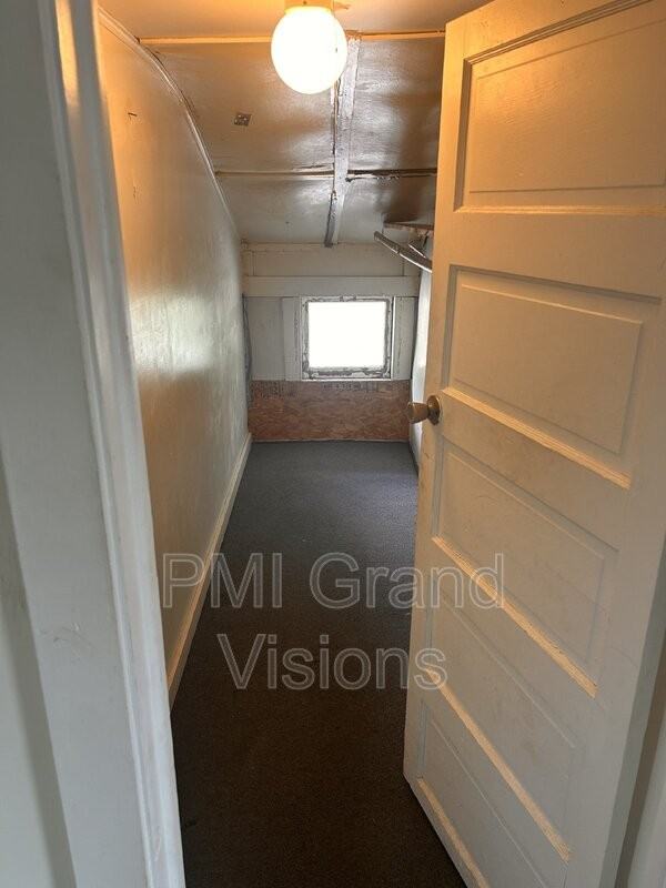 1530 2nd St - Photo 2 of 38
