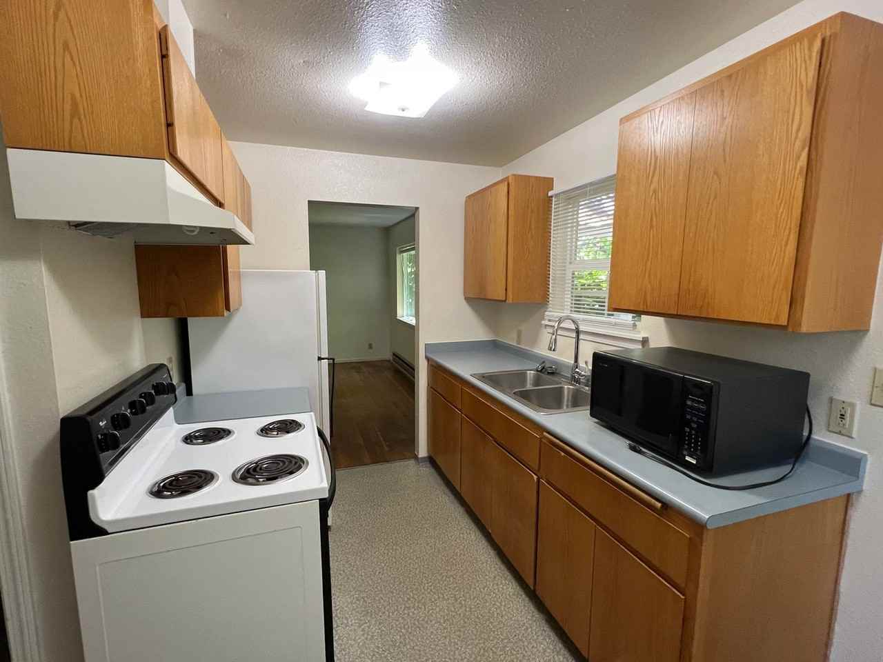 12779 Village Rd - Photo 3 of 10