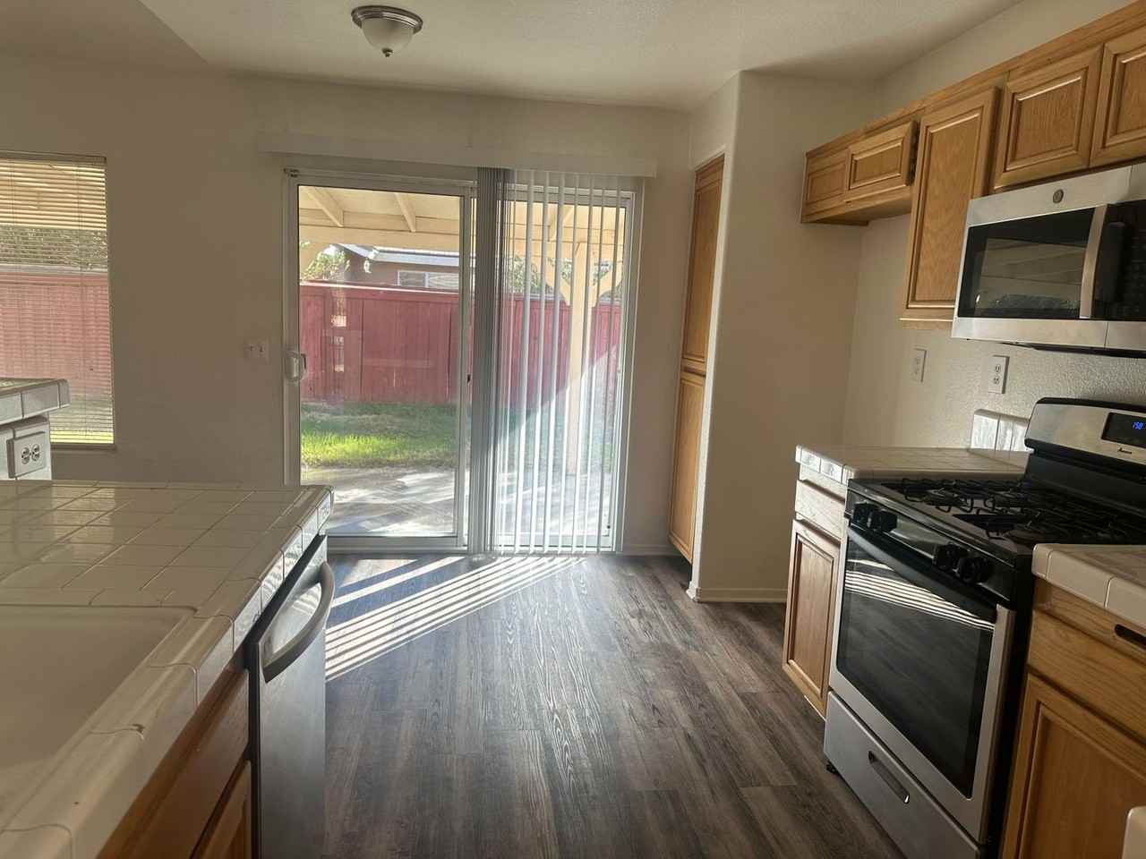 3356 Firebush Ave - Photo 3 of 16