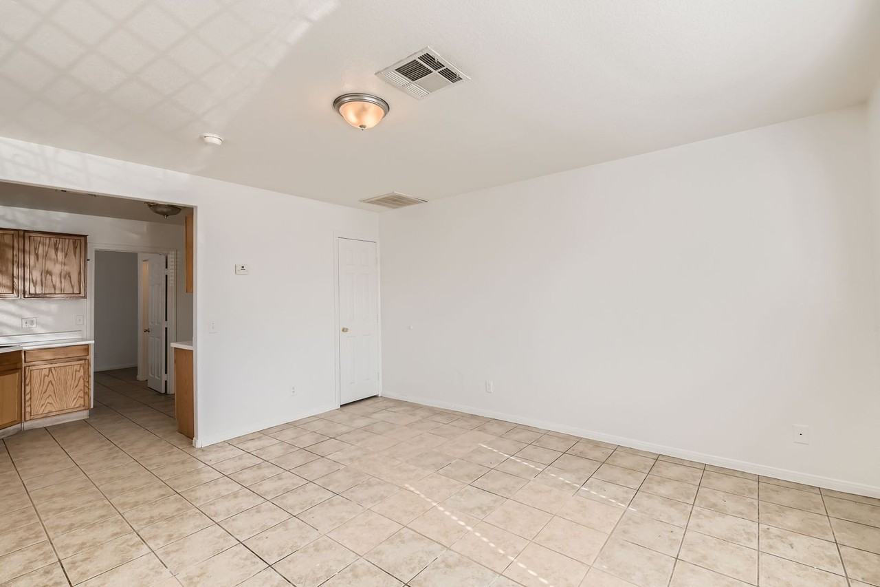 2133 Ellis St #B - Photo 2 of 13