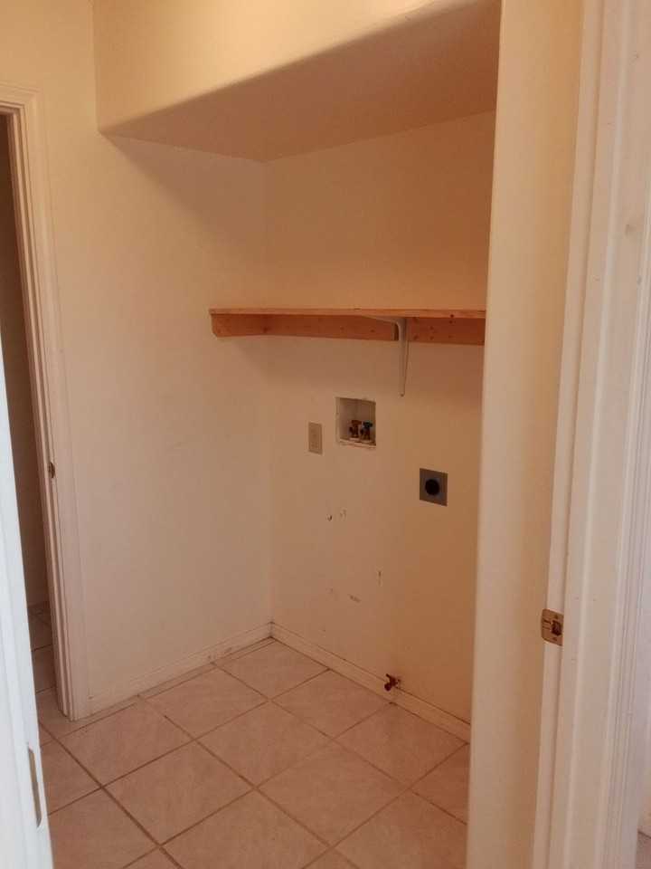 206 S Madison St - Photo 3 of 16