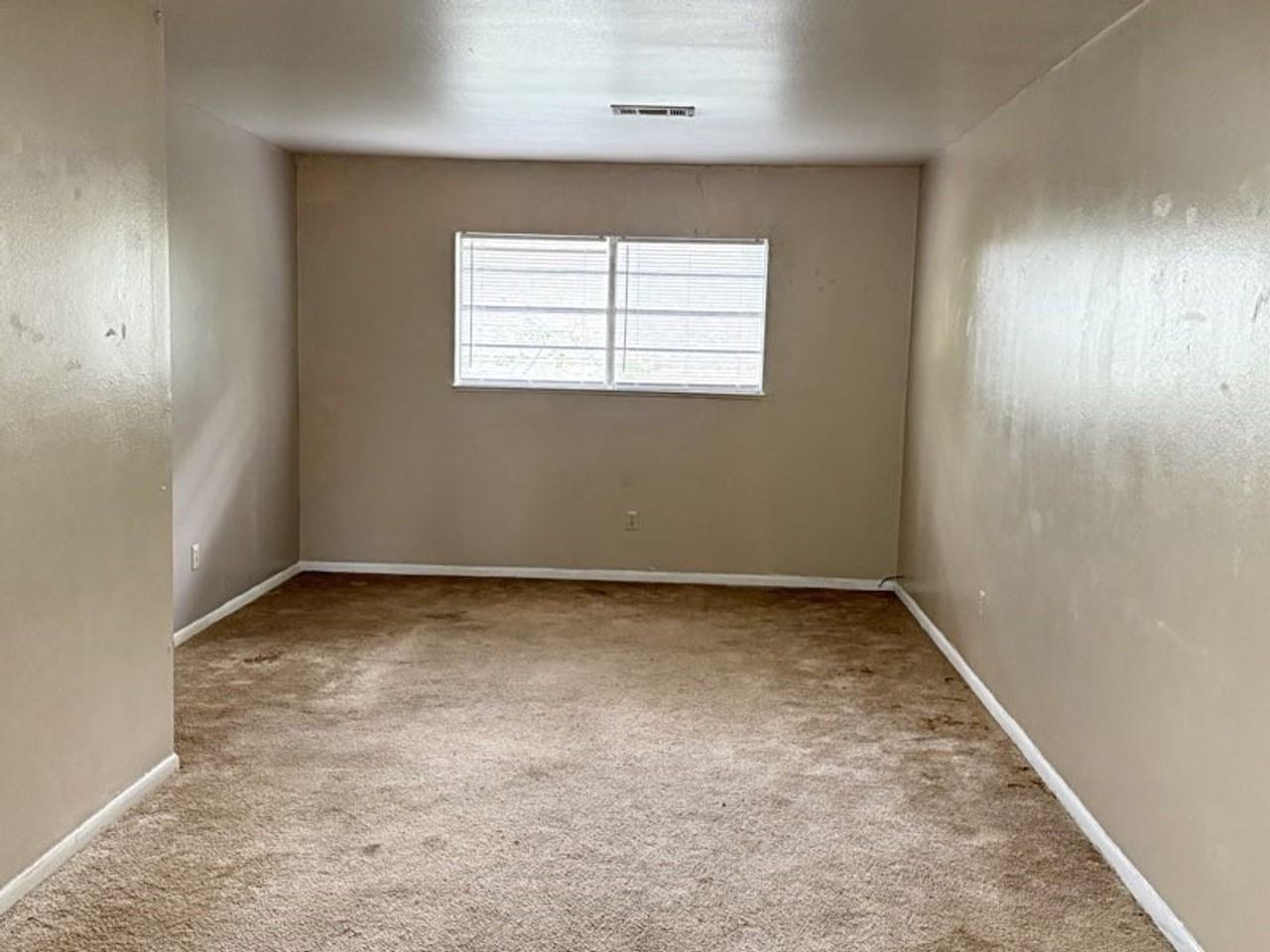 3508 Delaware St - Photo 2 of 7