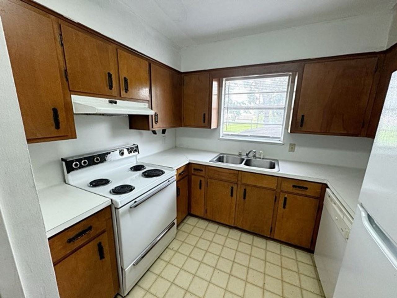 3508 Delaware St - Photo 3 of 7