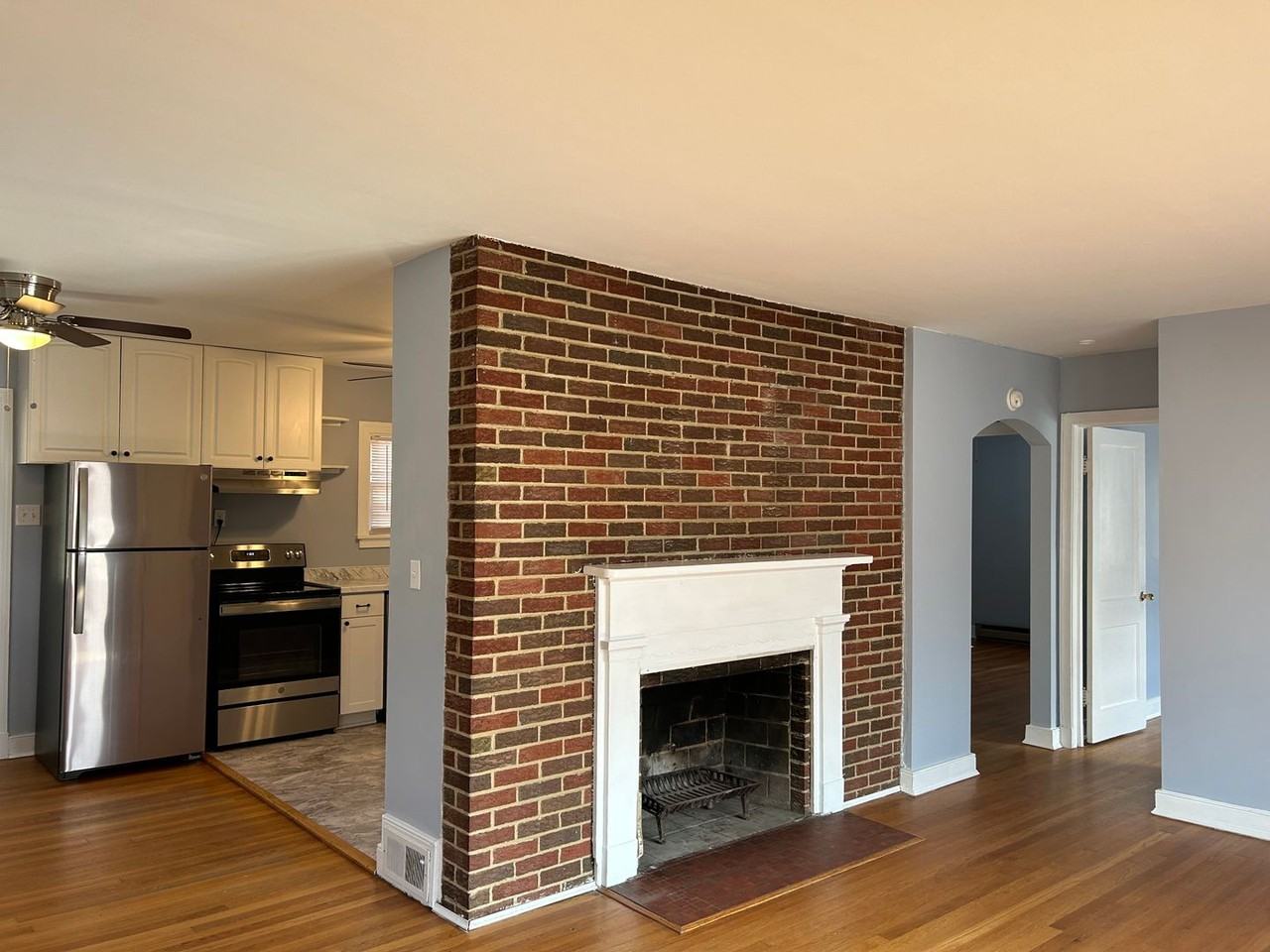4617 Forest Hill Ave - Photo 3 of 20