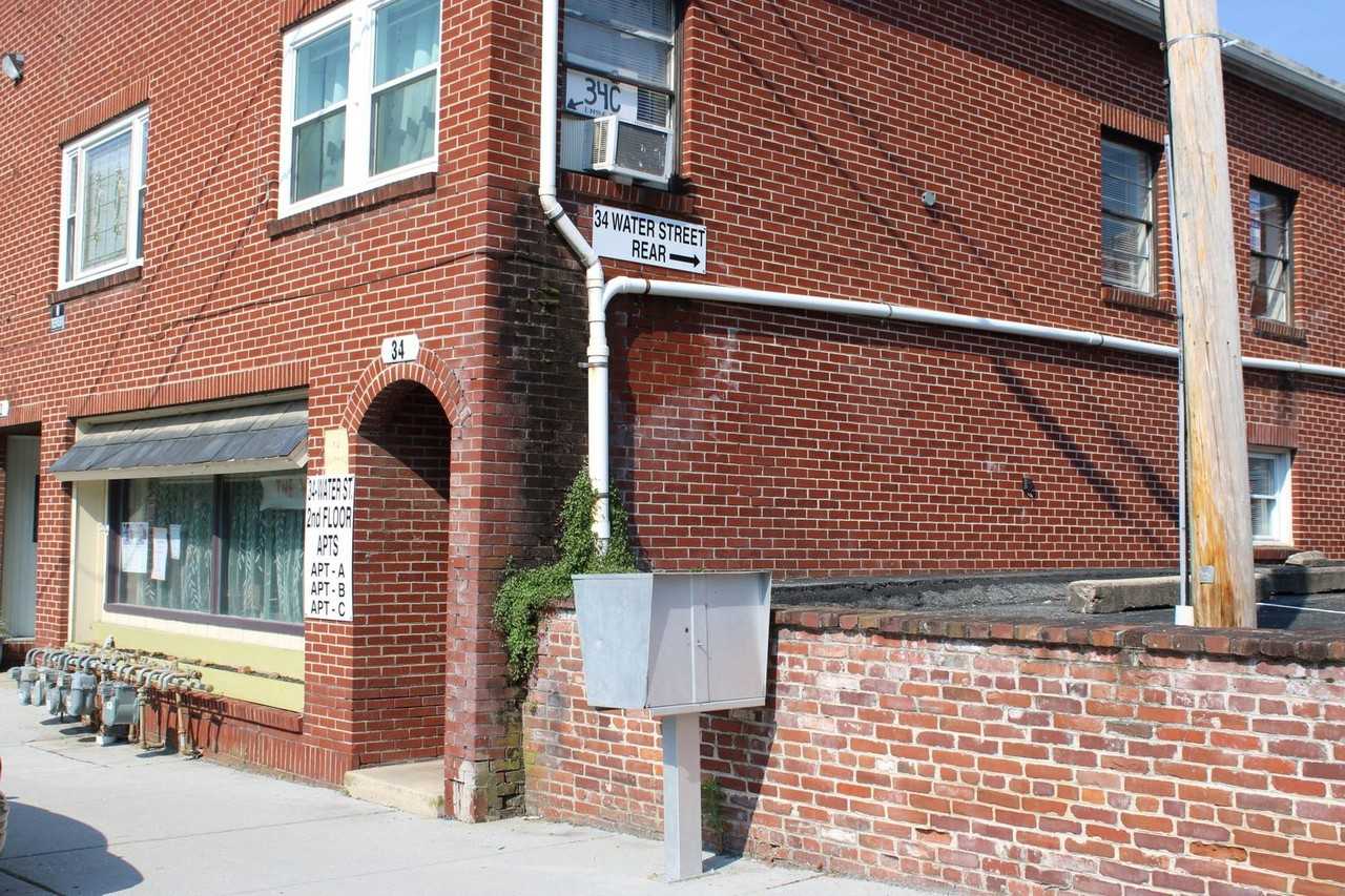 34 Water St