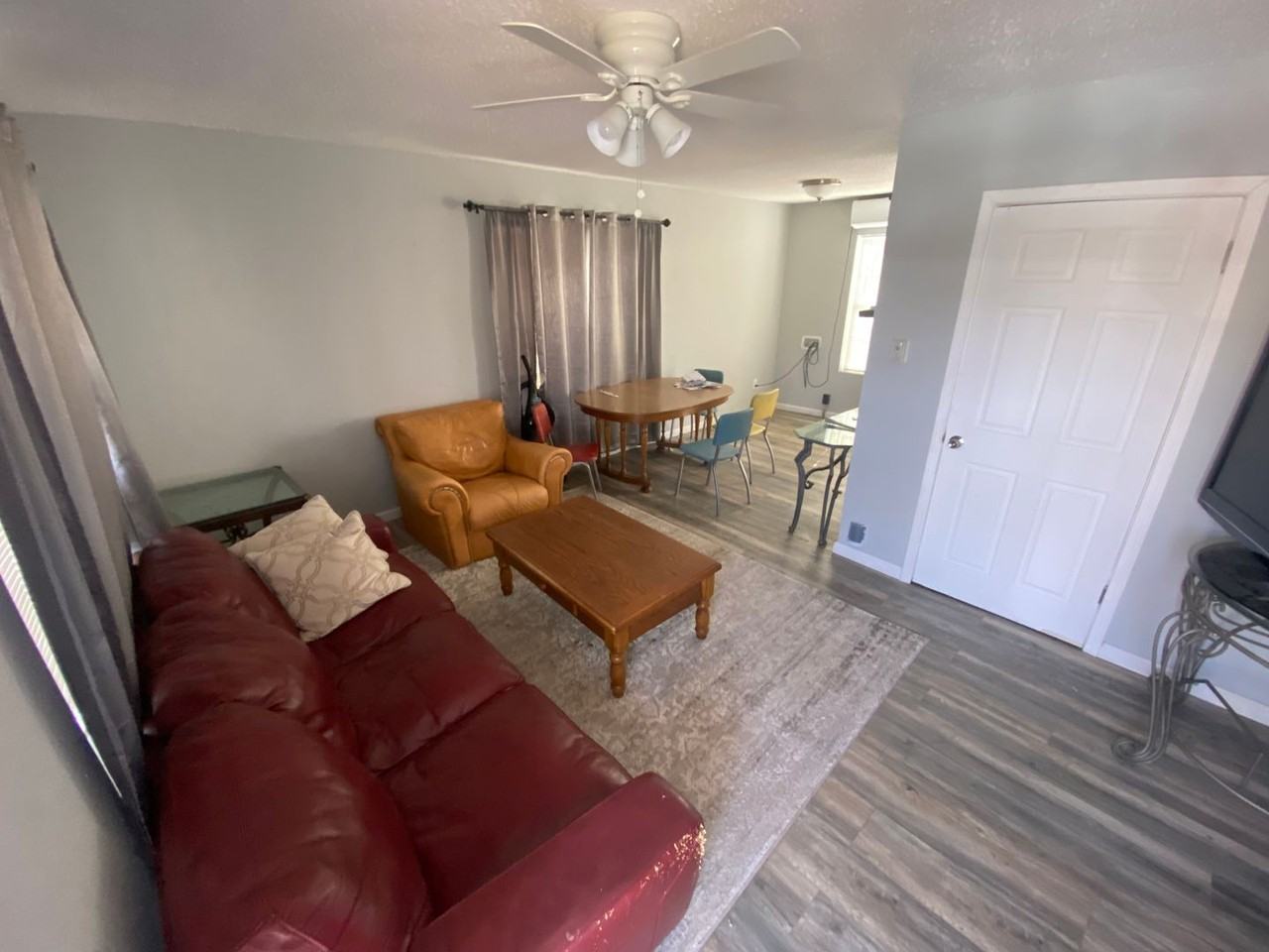 2001 25th Street - Photo 5 of 18