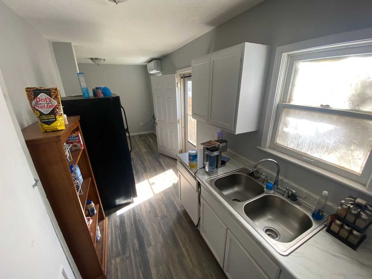 2001 25th Street - Photo 7 of 18