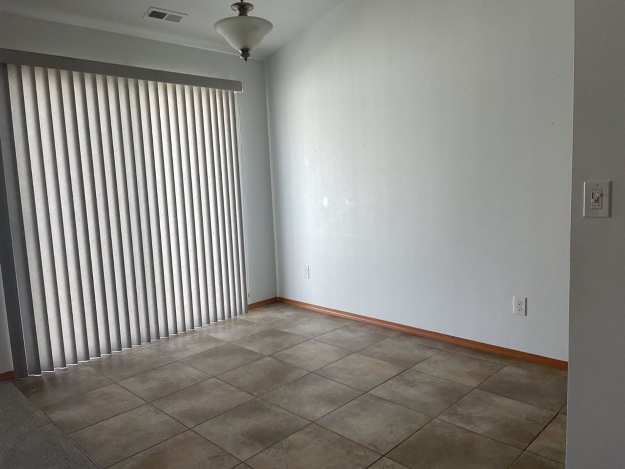 1586 Meriwether Ave - Photo 7 of 38