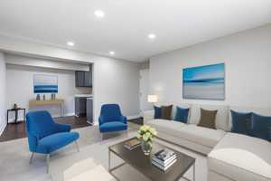 featured image of 150 E Broadway St