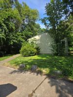 featured image of 302 Alexander Ave
