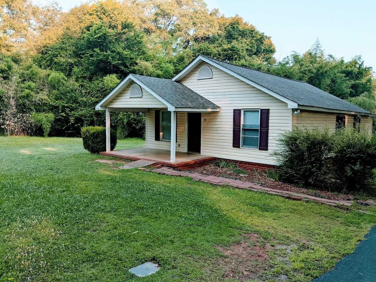 15 Black St - Photo 2 of 10