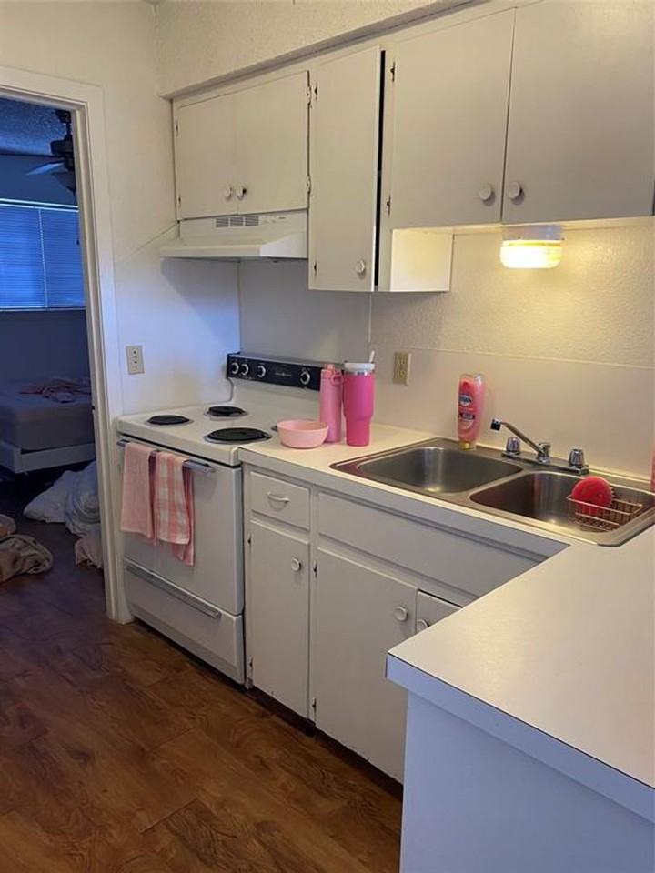 2808 Whitis Ave #C306 - Photo 3 of 6