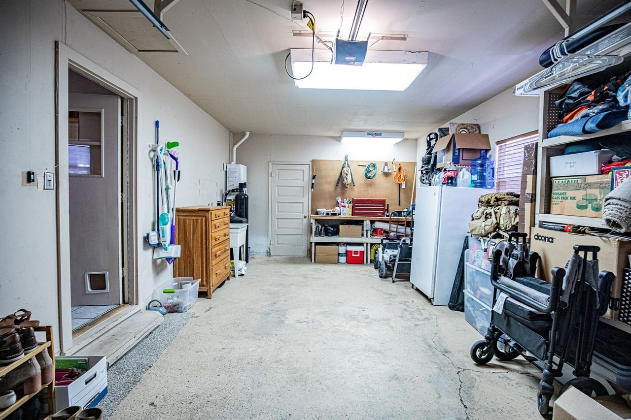 1809 Alamo Ave - Photo 3 of 28