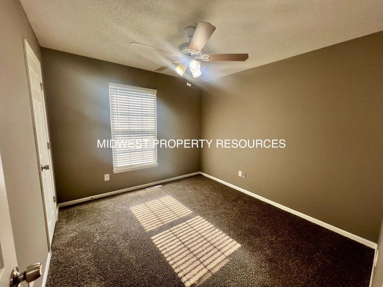 902 902 SE Sunnyside Rd - Photo 6 of 17