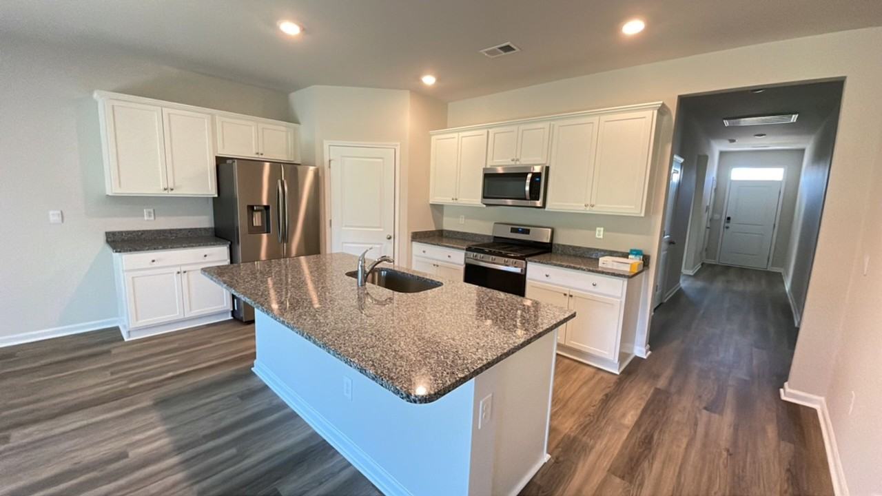 2494 Polaris Path - Photo 2 of 15