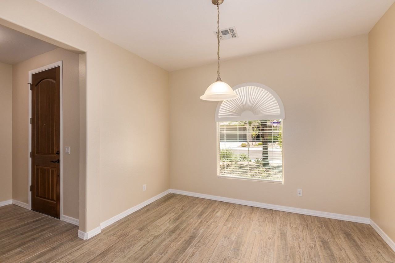 9058 W Big Oak St - Photo 2 of 29