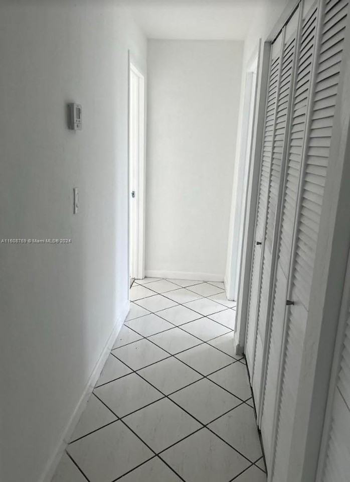 12621 Sw 264th St - Photo 3 of 11