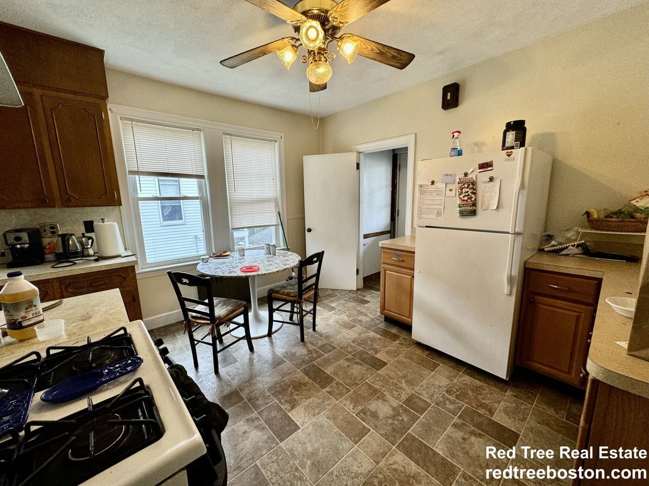 54 Clark St - Photo 2 of 23