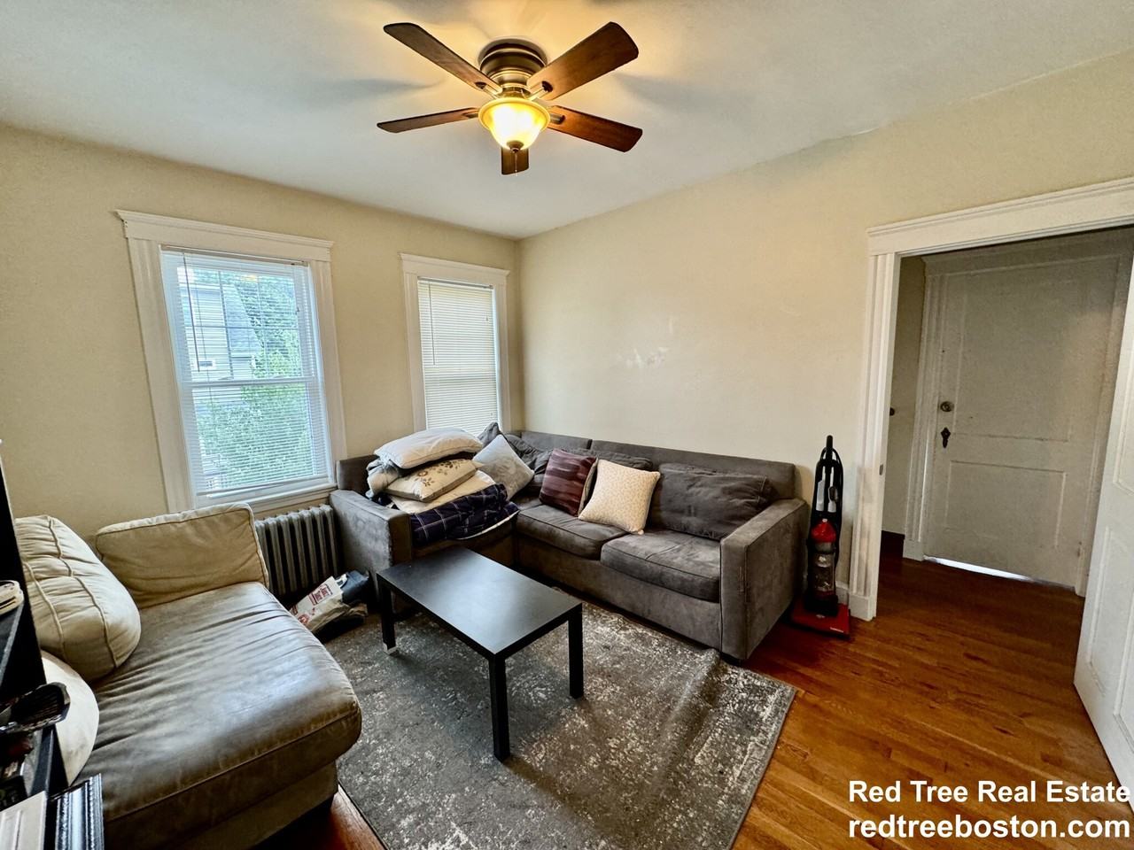 54 Clark St - Photo 4 of 23
