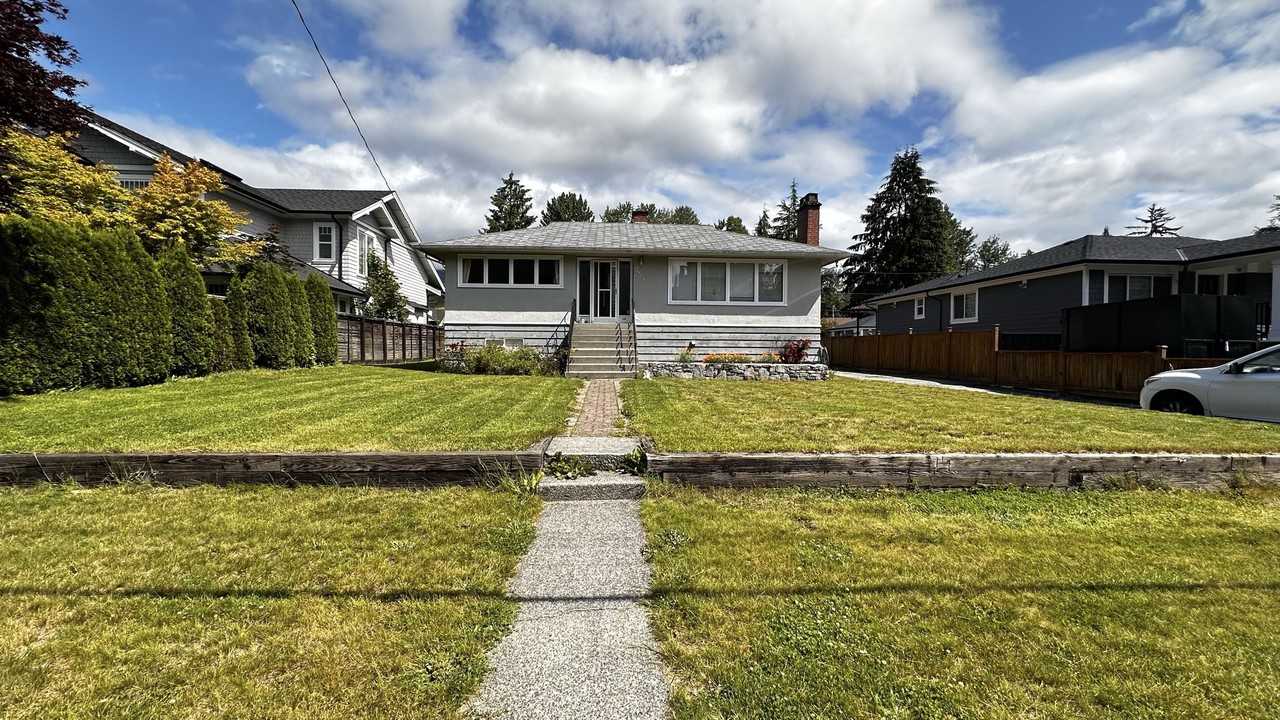 754 17th Street East - Photo 2 of 26