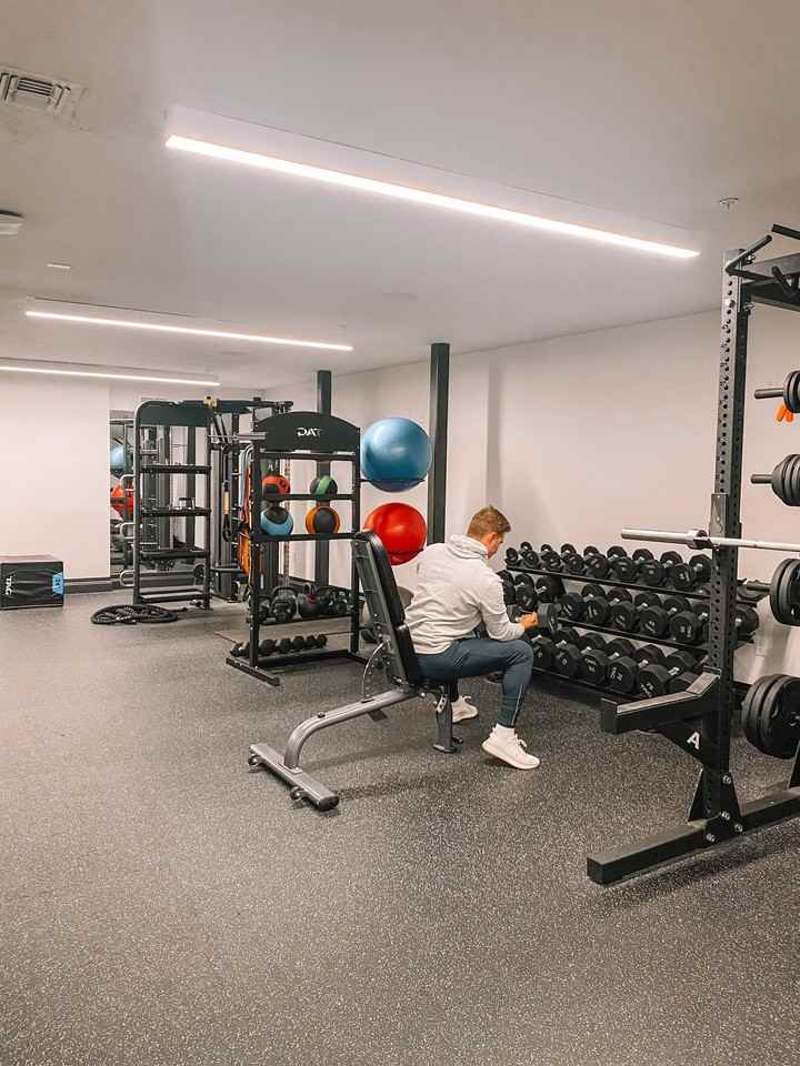 LivRed - Photo 2 of 34