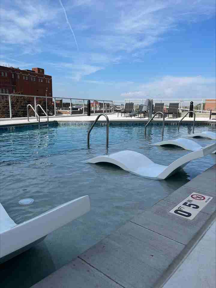 LivRed - Photo 7 of 34