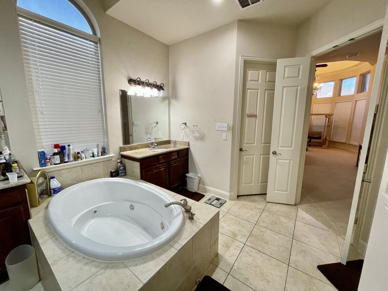 738 Meadowlark Dr #NA - Photo 2 of 8
