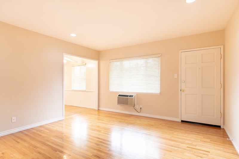 1717 Purdue Ave #6 - Photo 2 of 13