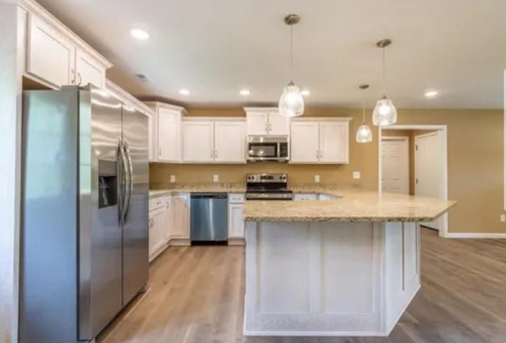 371 Meadow View Dr #NA - Photo 2 of 11