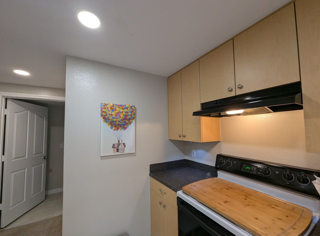 760 Centervale Dr #103 - Photo 5 of 10