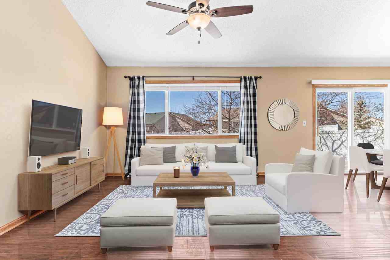 572 Amur Cir Nw #NA - Photo 4 of 30