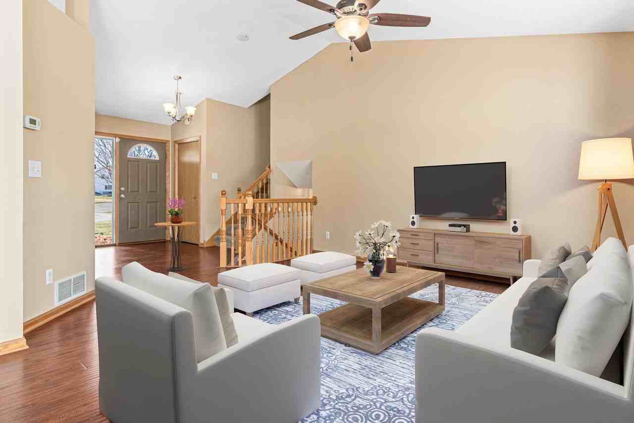 572 Amur Cir Nw #NA - Photo 5 of 30