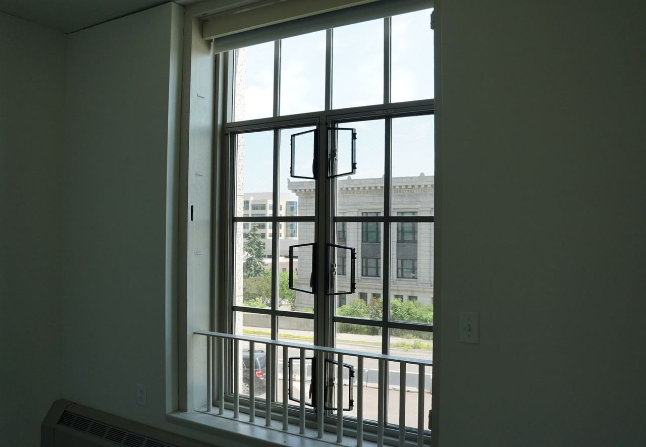 521 W 2nd Street - Photo 6 of 31