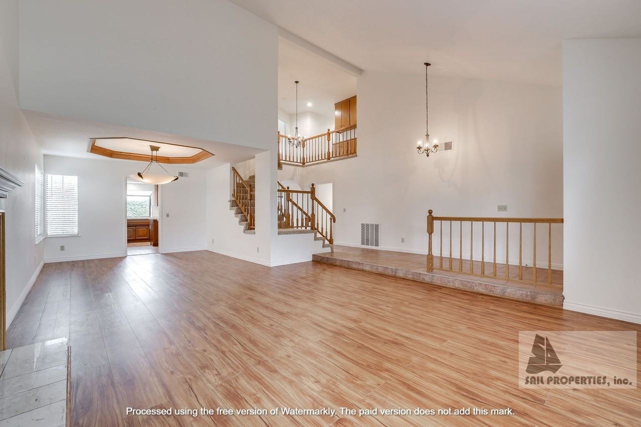 24041 Jacana Cir - Photo 3 of 18