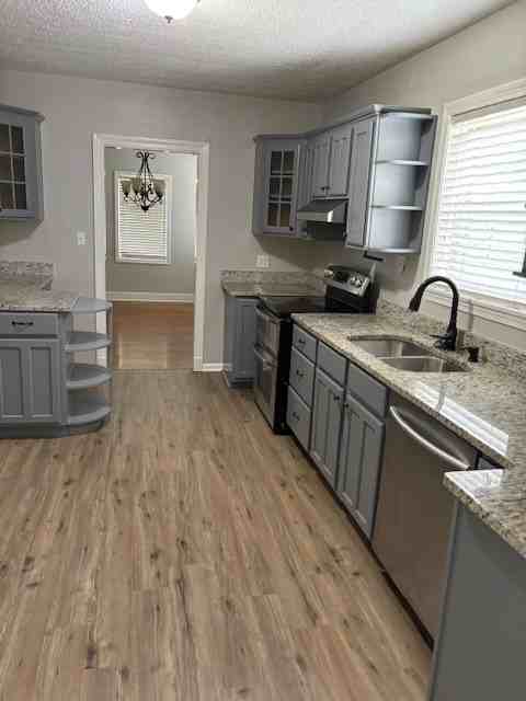 619 W Thomas Ave #1 - Photo 3 of 17