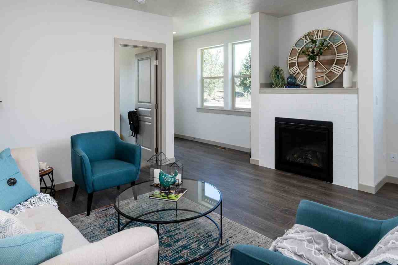 Cessna Drive - Photo 3 of 21