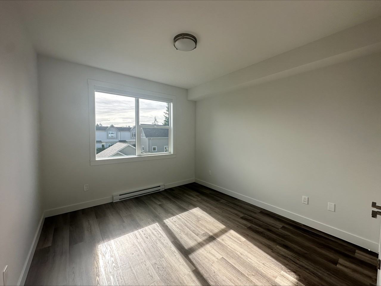 660 Beach Rd #307 - Photo 4 of 21