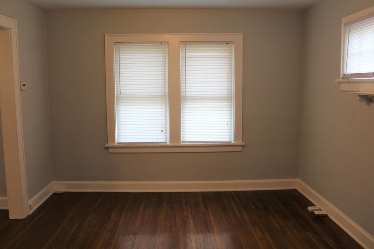 624 E Gates St #1 - Photo 3 of 14