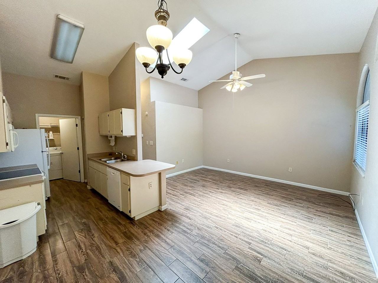 3824 Sw 30th Ter - Photo 4 of 20